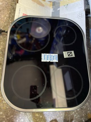 Vitrocerámica 4 zonas Teka