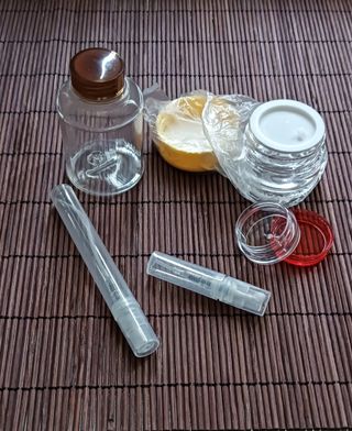 Set 5 mini contenitori viaggio