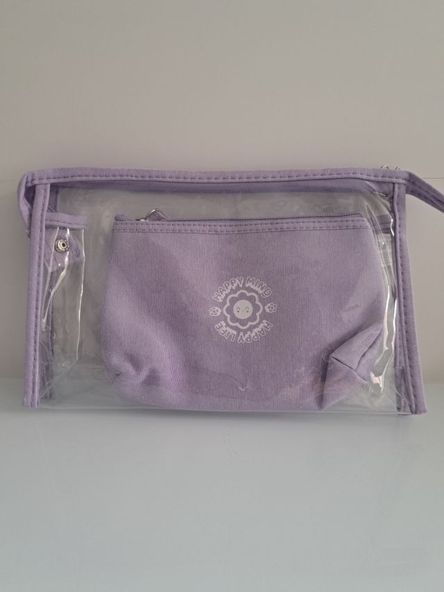 2 neceseres morado, nuevos!