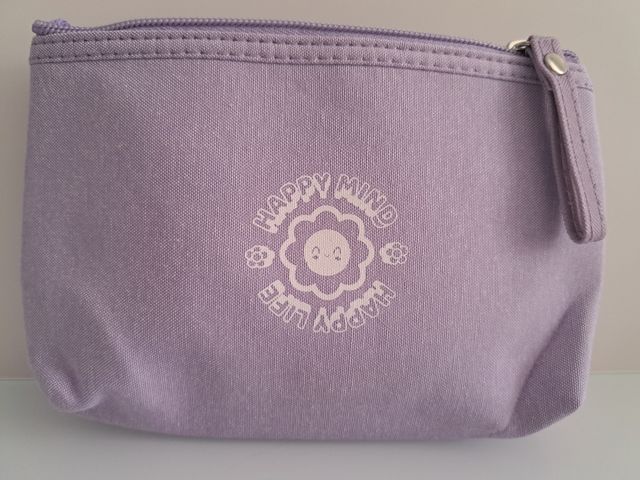 2 neceseres morado, nuevos!