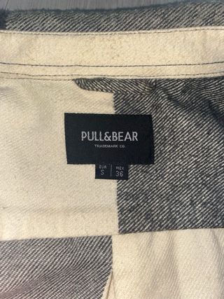 Sobre camisa de cuadros del Pull & Bear