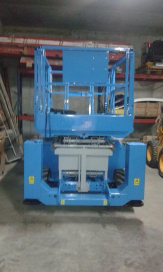 Plataforma elevadora móvil de tijera