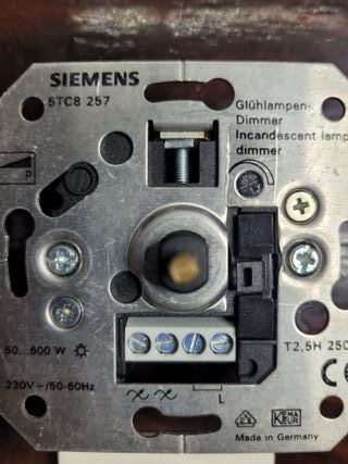  Variador Luz Siemens 5TC8 257 - Novo