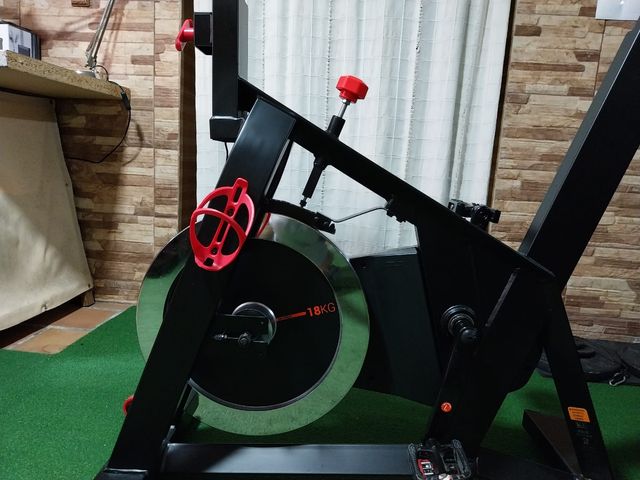 OFERTA!!!!!
Bicicleta estática 18kg