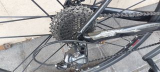 Trek Domane 4 - Bicicleta Carretera Carbono