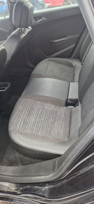 Opel Astra J 1.6 CDTI - Despiece