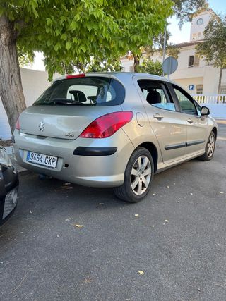 Peugeot 308 2011