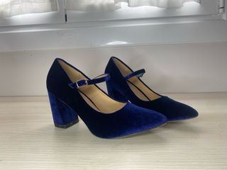 Zapatos tacón terciopelo azul marino