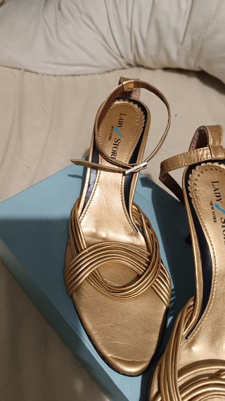 Sandalias Lady Stork doradas