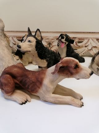 Statuette Cani - 7 Pezzi