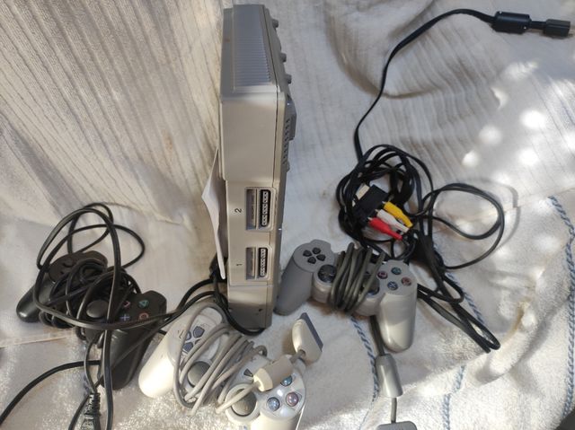 PlayStation 1 Grigio - Console Retro