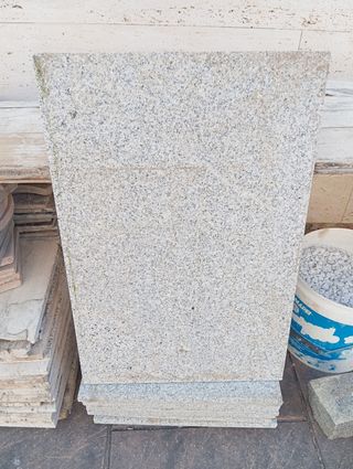 Losa Granito Gris - 1 ud.