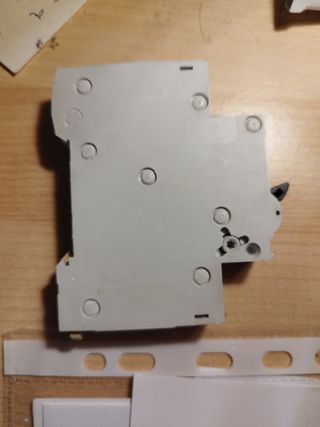 Interruttore magnetotermico Merlin Gerin multi9 DP