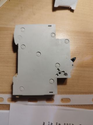 Interruttore magnetotermico Merlin Gerin multi9 DP