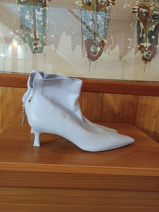 Botin piel color malva clarito