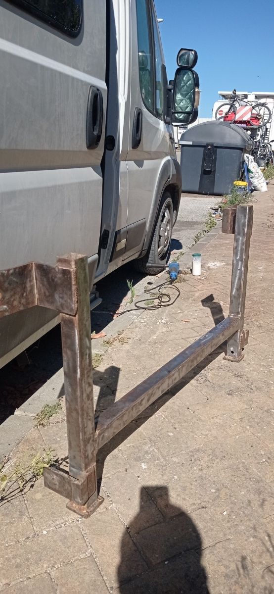 Bastidor de potencia para montar una motocicleta