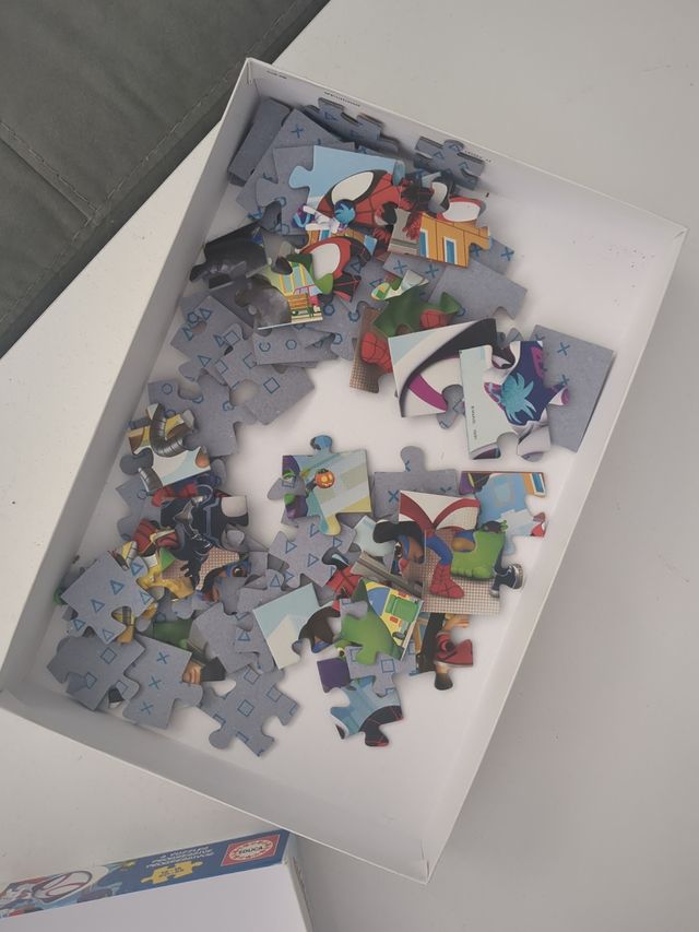 Puzzle Spidey y amigos (4 puzzles)