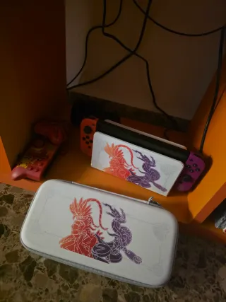 Nintendo Switch OLED Pokémon Scarlet|Viola