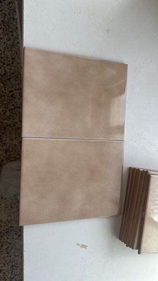 17 baldosas beige