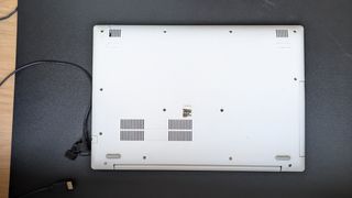 Portátil Lenovo i7-7500 / Nvidia940mx / 12GB Ram.