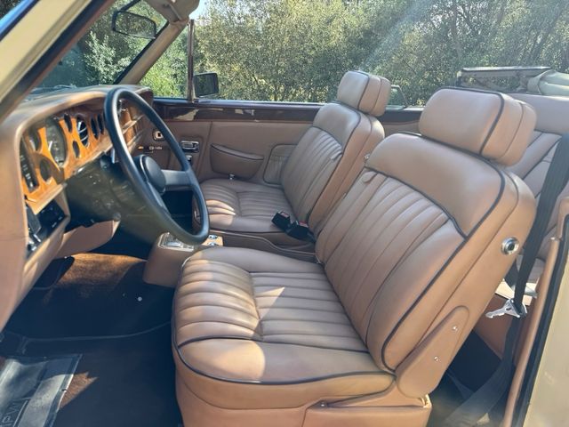 Rolls-Royce Corniche