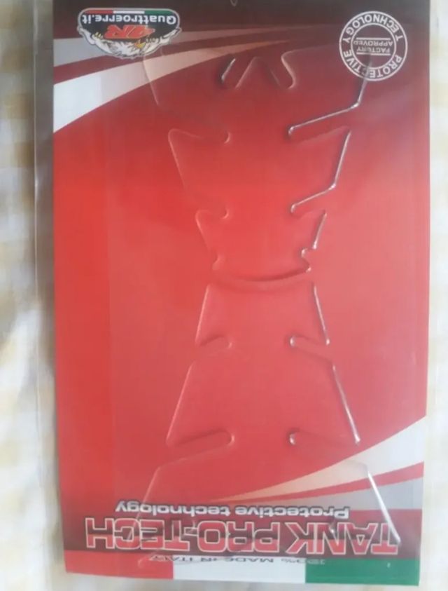 Protector depósito moto Quatrorre