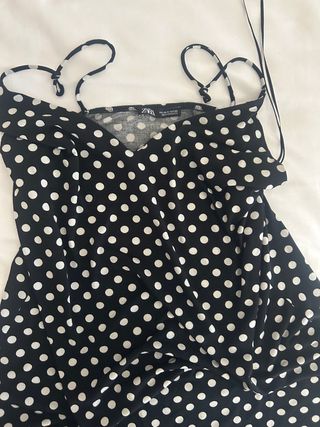 Vestido Zara lunares blanco y negro