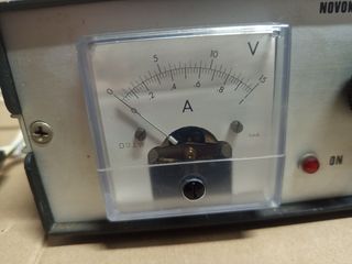 Fuente alimentación regulable NOVOKIT 15V 1A