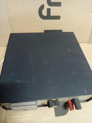 Fuente alimentación regulable NOVOKIT 15V 1A