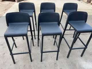 Taburetes altos negros - 6 uds