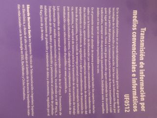 Libros de tecnología e informática.