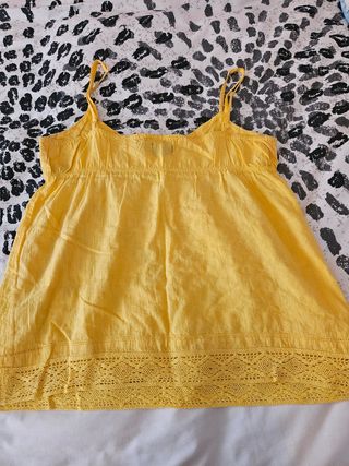 Top Blanco amarillo talla M