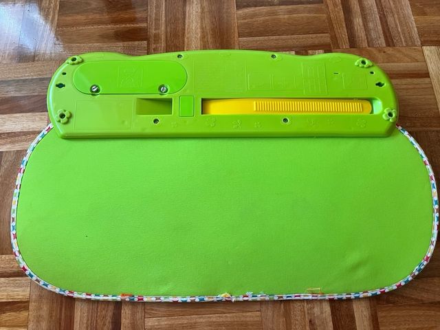 Brinquedo Piano bebê patadinhas musicais Vtech