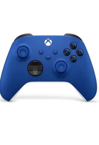 Xbox One blanca + 4 juegos juegos y mando