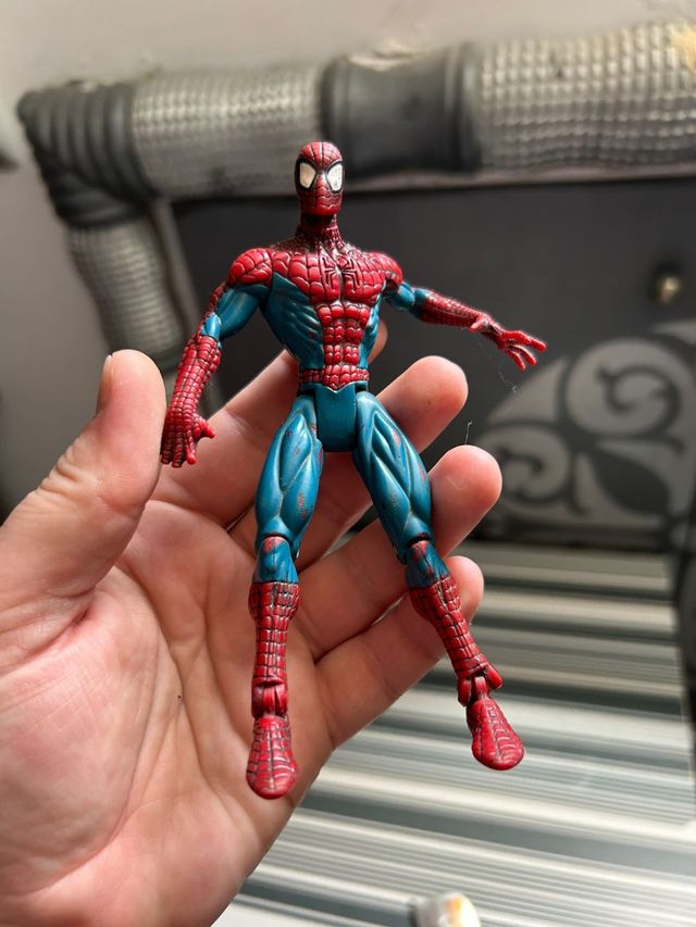 Figura Spiderman Marvel Toy Biz 2000 año