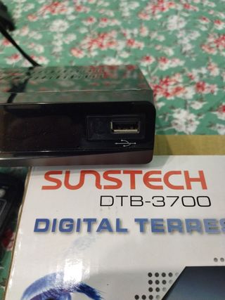 TDT SUNSTECH DTB-3700 + mando