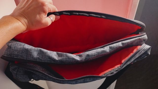 Bolso bandolera newfeel con varios bolsillos