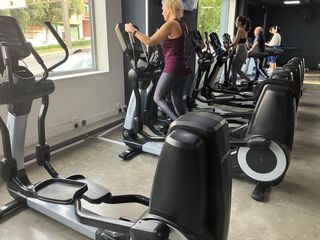 ESPECTACULAR MAQUINAS LIFEFITNESS