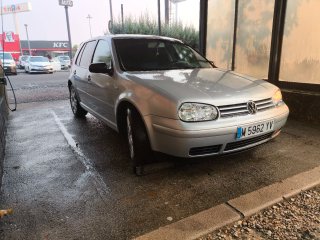 Volkswagen Golf 2000