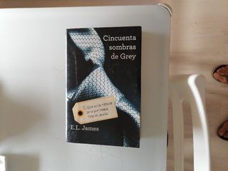 CINCUENTA SOMBRAS DE GREY