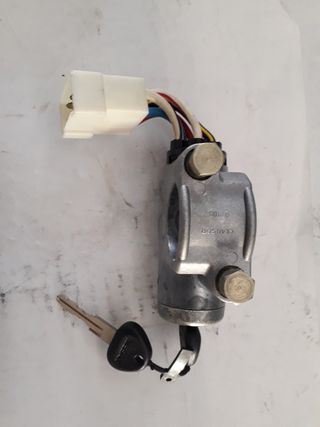 Interruptor encendido Nissan Vanette