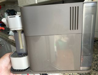 Cafetera Nespresso Gris