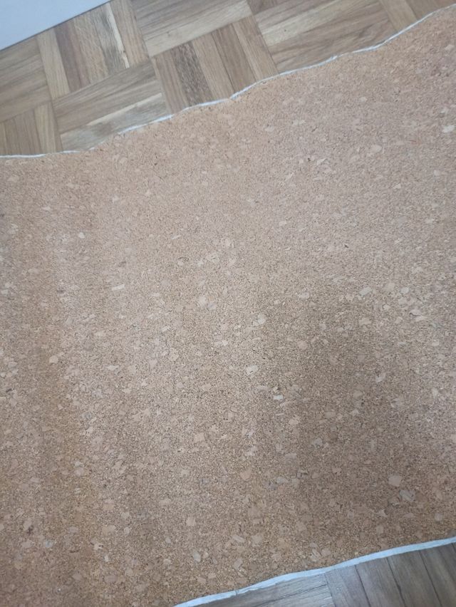 Rotolo di sughero autoadesivo