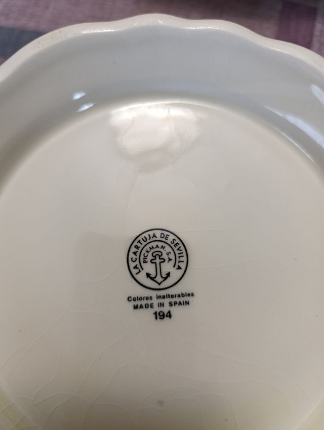 Vajilla porcelana marrón-blanca