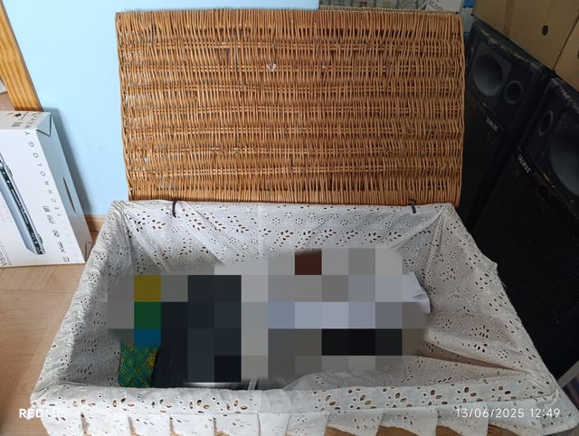 Baúl mimbre marrón