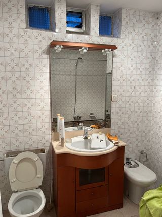 Mueble baño marrón - lavabo espejo