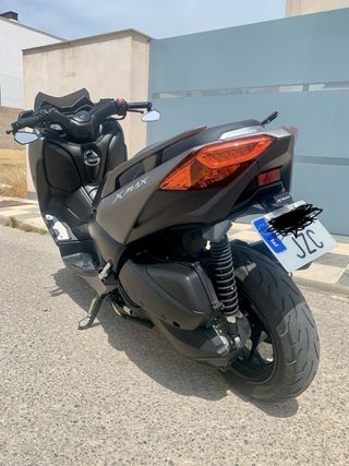 Yamaha XMAX 300 (2017) Impecable