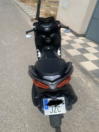 Yamaha XMAX 300 (2017) Impecable