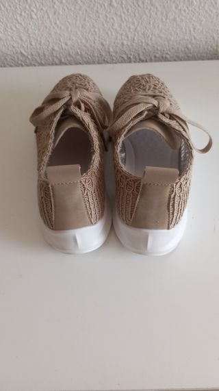 Zapatillas beige verano mujer talla 36,PRECIOSAS