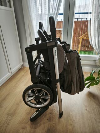 Inglesina Aptica: Capazo, silla y cuco isofix